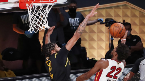 Miami Heat räddade första matchbollen – slog Los Angeles ...