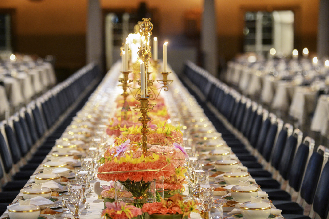 Se bilderna från Nobelmiddagen 2015 Utrikes svenska.yle.fi