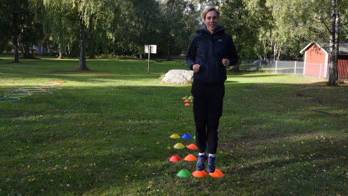 Hoppa Jamfota Pa Grasmattan Rorelsekul Satter Fart Pa Barn I Hango Vastnyland Svenska Yle Fi Hoppa Jamfota Pa Grasmattan Rorelsekul Satter Fart Pa Barn I Hango Vastnyland Svenska Yle Fi