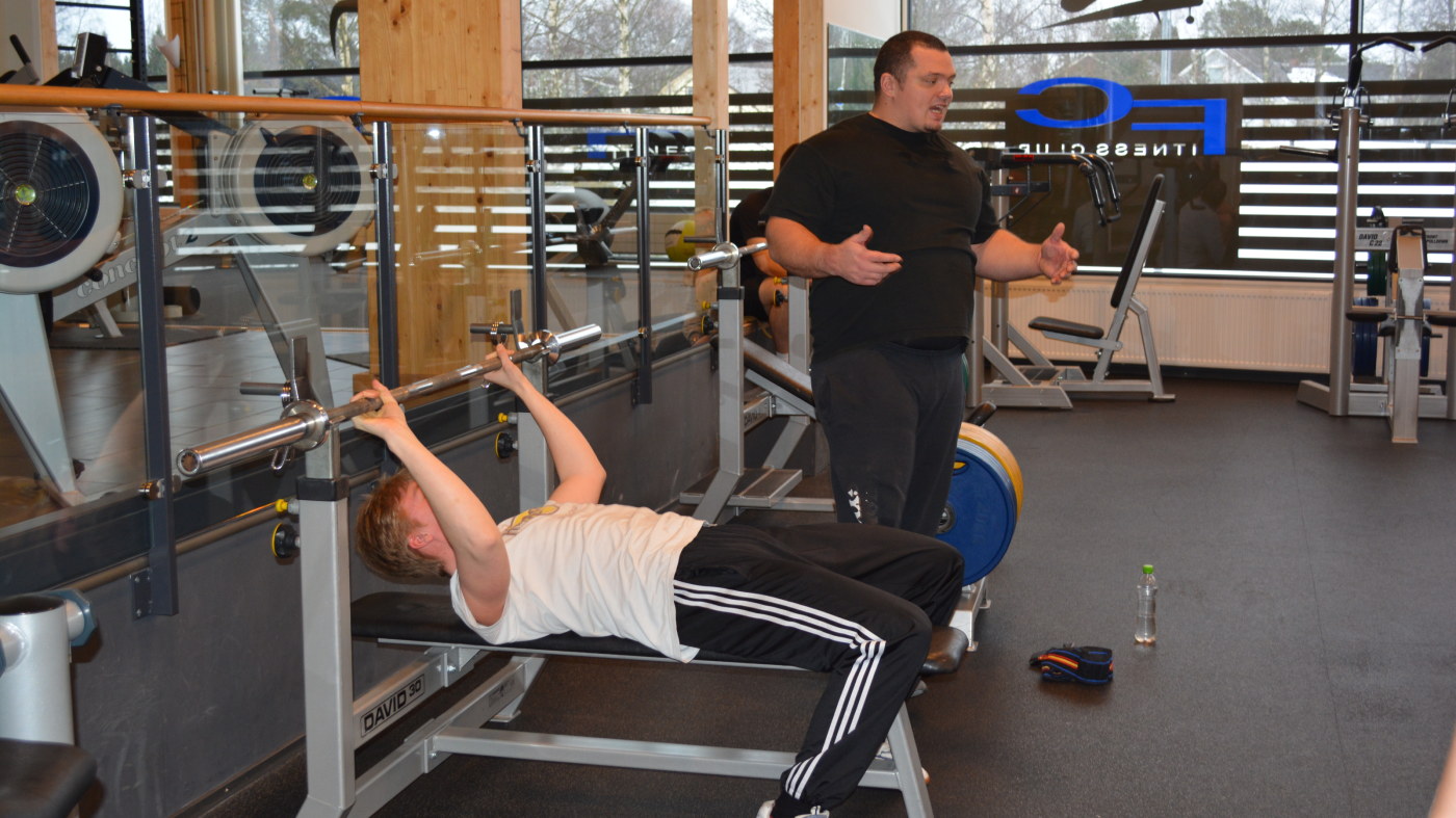 En hel dag om hälsa i gymnasiet Österbotten svenska.yle.fi