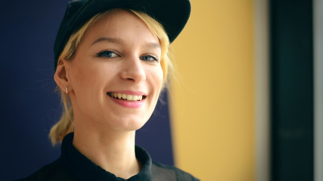 Kaya fann riktning på folkhögskola | X3M | svenska.yle.fi