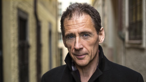David Lagercrantz Var Nara Att Ga Under Av Pressen Med Milleniumtrilogin I Dag Skriver Han In Psykisk Ohalsa I Sina Karaktarer Alla Har Sar Kultur Och Noje Svenska Yle Fi