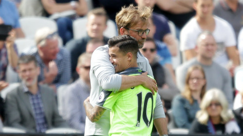 Espanjalaislehdet Barcelona Hankki Liverpool Tahden Huimalla
