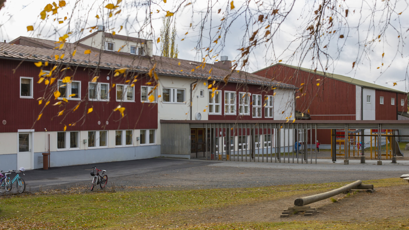 Nedervetil skola byggs före Terjärv skola | Österbotten ...