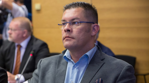 Ilja Janitskin Doms Till 1 Ar Och 10 Manaders Ovillkorligt Fangelse Professor Visar Att Du Maste Bete Dig Som Folk Ocksa Pa Sociala Medier Inrikes Svenska Yle Fi