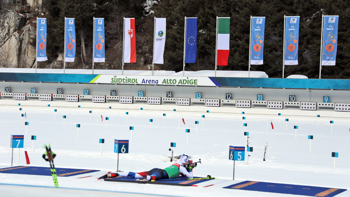 Livsfarliga Missen Under Skidskytte Vm Sakerhetsvakt Yrade Bakom Tavlorna Da Akarna Skot In Vapnen Aldrig Sett Nagot Liknande Sport Svenska Yle Fi Livsfarliga Missen Under Skidskytte Vm Sakerhetsvakt Yrade Bakom Tavlorna Da Akarna Skot In Vapnen Aldrig Sett Nagot Liknande Sport Svenska Yle Fi