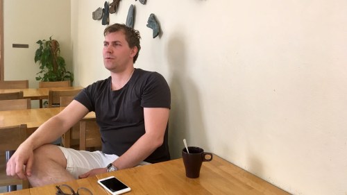 Ett Ar Utan Mobiltelefon Blev Nog For Forskaren Jonas Jag Fick Lov Att Kasta In Handduken Aboland Svenska Yle Fi