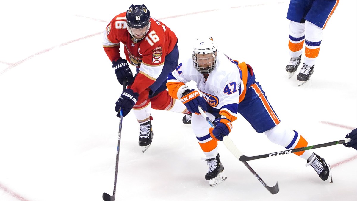 Komarovs Islanders skickade Barkovs Florida på sommarlov – rivjärnet på passningspoäng i slutspelsdebuten