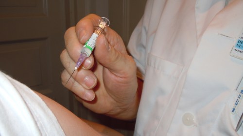 Lakare For Sent Att Ta Tbe Vaccin Pa Sommaren Aboland Svenska