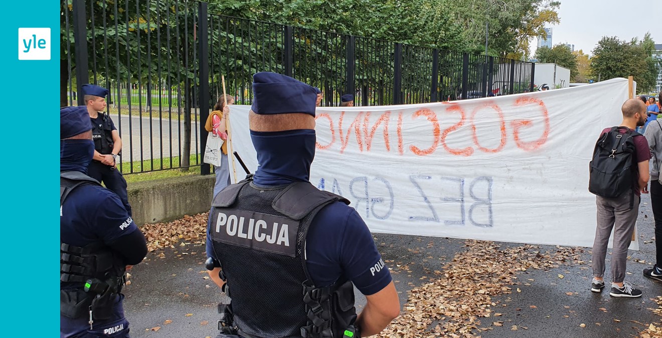 Undantagstillståndet i Polen visar vart landet är på väg – gränsvakterna har fria händer mot migranterna som kommer över gränsen från Belarus - Vimarsana News