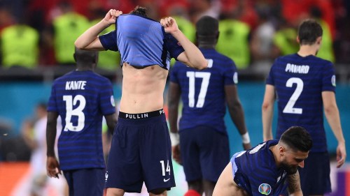 Em Kvallen Som Saknar Motstycke Annu Storre Drama For Chockat Frankrike Schweiz Ordnade Slutspelets Storsta Skrall Efter Mbappes Straffmiss Sport Svenska Yle Fi