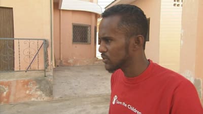 man som jobbar för rädda barnen i Mogadishu