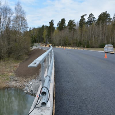 Nya bron över Rödhällsundet i Pargas.
