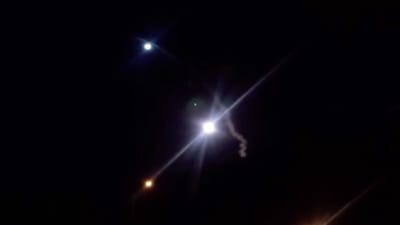 En skärmbild från statlig iransk tv visar raketer som avfyrades mot Irak den 8 januari 2020.