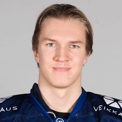 Anton Lundell fick dra på sig A-landslagströjan i Malmö
