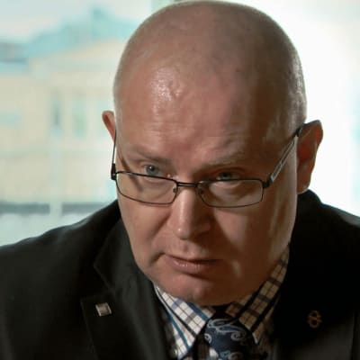Justitie- och arbetsminister Jari Lindström