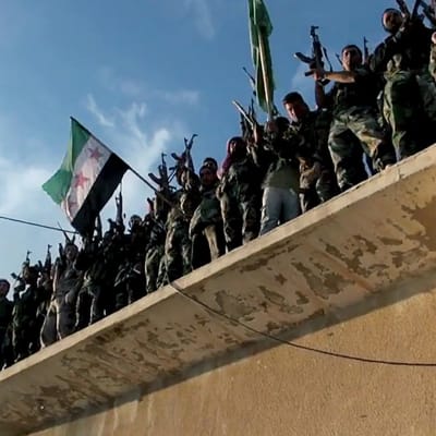 Syyrian vallankumouksen tavoitteena oli demokraattinen valtio. Miksi maa on ajautunut ääriliikkeiden käsiin?