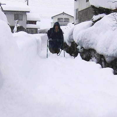 Japanissa satanut ennätysmäärä lunta