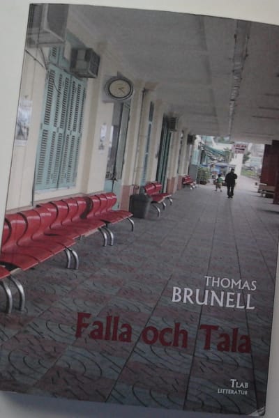Pärmen till Thomas Brunells bok "Falla och Tala"