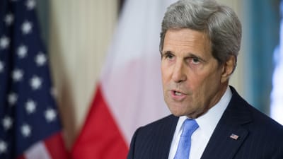 Kerry ska besöka Frankrike för att visa stöd