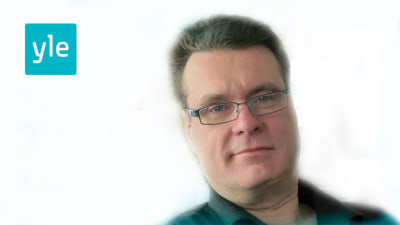 Mikael Crawford arbetar för Svenska Yle som redaktionschef för Radio Vega Östnyland.