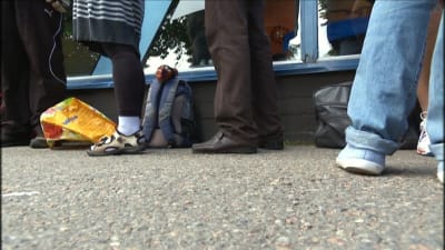 Personer i brödkö.