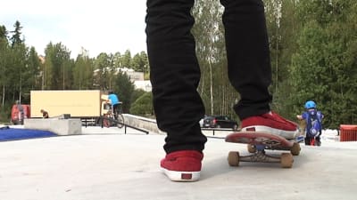 Skateboard och skor