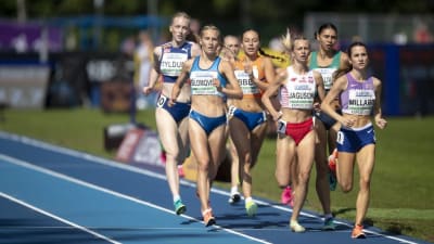 Nathalie Blomqvist springer 1500 meters försöket i U23-EM.