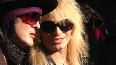 McCoy och Monroe intervjuas
