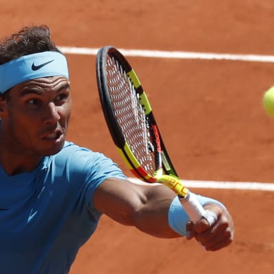 Rafael Nadal är tennisstjärna.