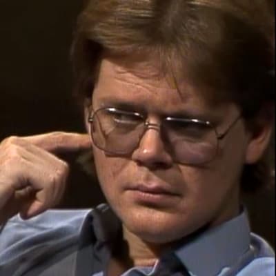 Kari Hotakainen (1983).