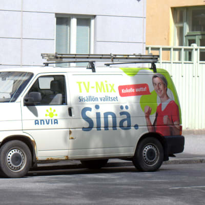 Anvias skåpbil parkerad i Vasa.