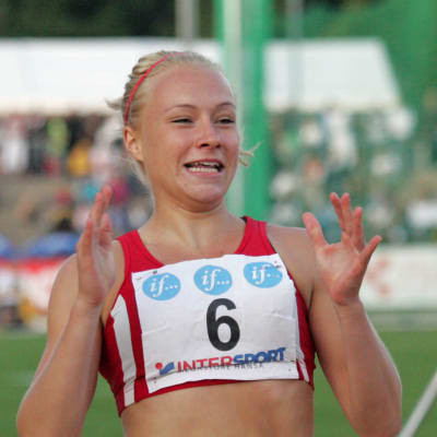 Ella Räsänen vinner FM-guld på 100 meter 2011.