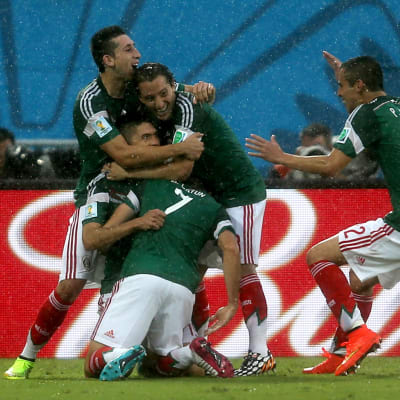 mexiko firar sitt mål