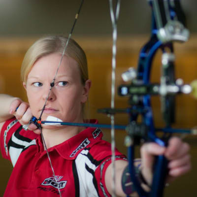 Bågskytten Anne Lantee stod för årets bästa idrottsprestation i Sjundeå ifjol.