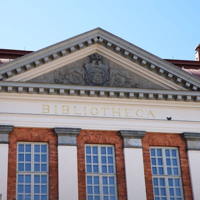 Turun kaupunginkirjaston kuvituskuva huhtikuulta 2021.