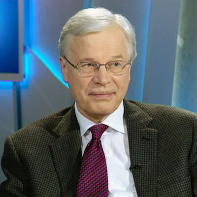 Professori Bengt Holmström.