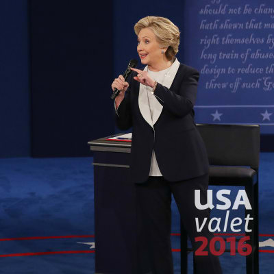 Hillary Clinton och Donald Trump i den andra presidentvalsdebatten.