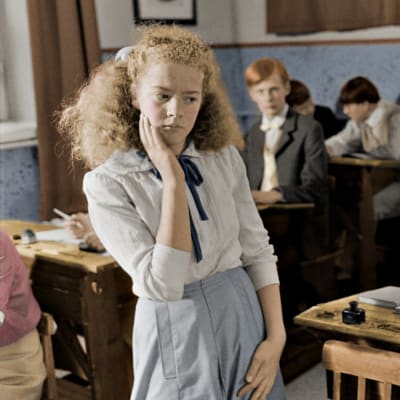 Tilannekuva Eevan luokka -draamasta (1986).