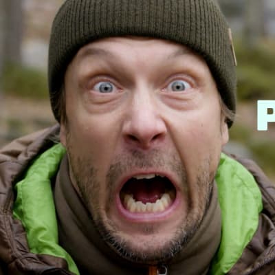 Mikko Peltsi Peltola irvistää