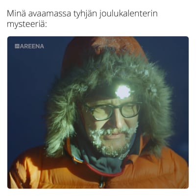 Kuvassa Janne Reinikainen ja teksti: "Minä avaamassa tyhjän joulukalenterin mysteeriä"