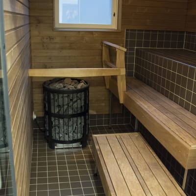 Synnytysosaston sauna.