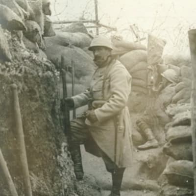 Videostill från Vetamix inslag "Första världskriget - Livet i skyttegravarna"
