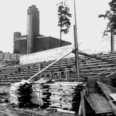 Kuvakaappaus Yleisradion varhaisuutisista. Kuva on otettu 26.4.1965.