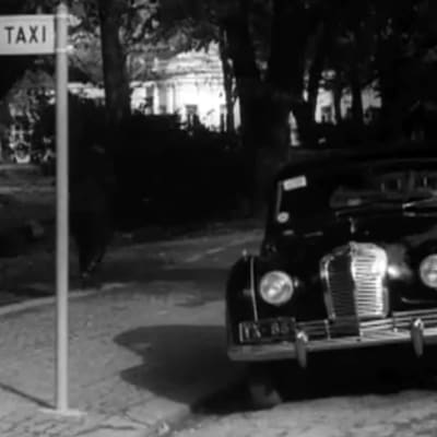 Taksi tolpalla Turussa 1953