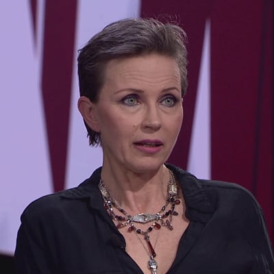Kirjailija ja kuvataiteilija Katariina Souri puhuu Viimeinen sana -ohjelmassa.