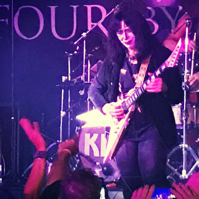 Ex-Kiss gitarristen Vinnie Vincent uppträder i Miami 2018.