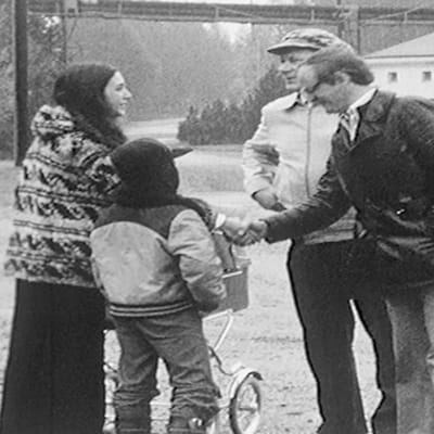 Chileläispakolaisia Suomessa 1975