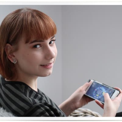 Saga Peltola pelaa Olivia_17-peliä