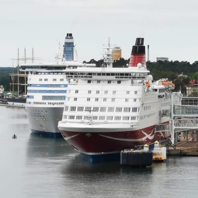 Passagerarfärjor i Mariehamn
